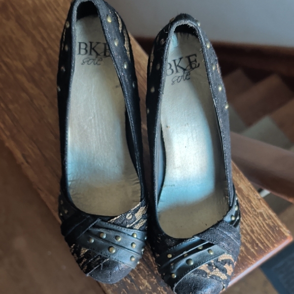 BKE Sole Black Lace Studded High Heels - Picture 4 of 7